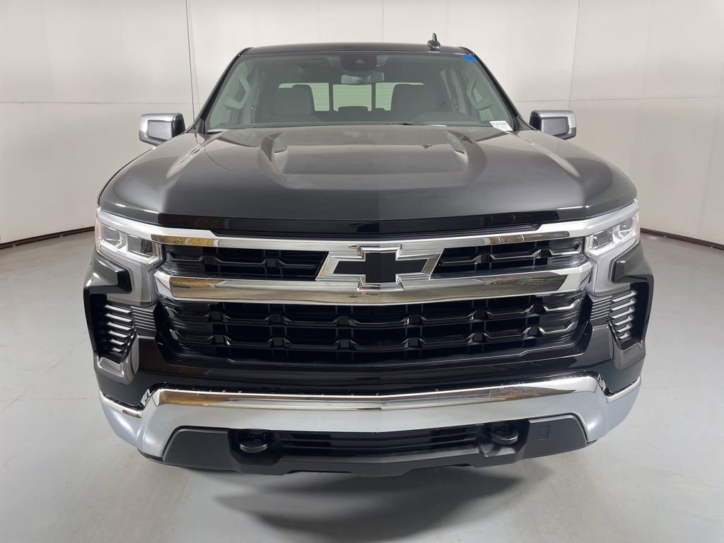 2026 Chevrolet Silverado 1500 LT photo 4