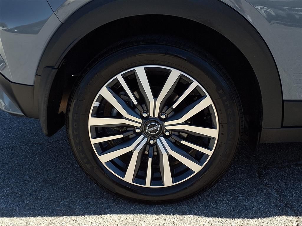 2024 Nissan Kicks SV photo 4