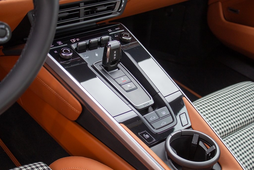2024 Porsche 911 4S photo 18