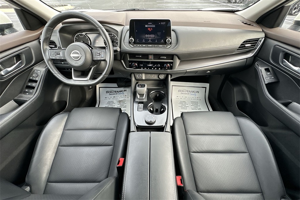 2023 Nissan Rogue SV photo 16