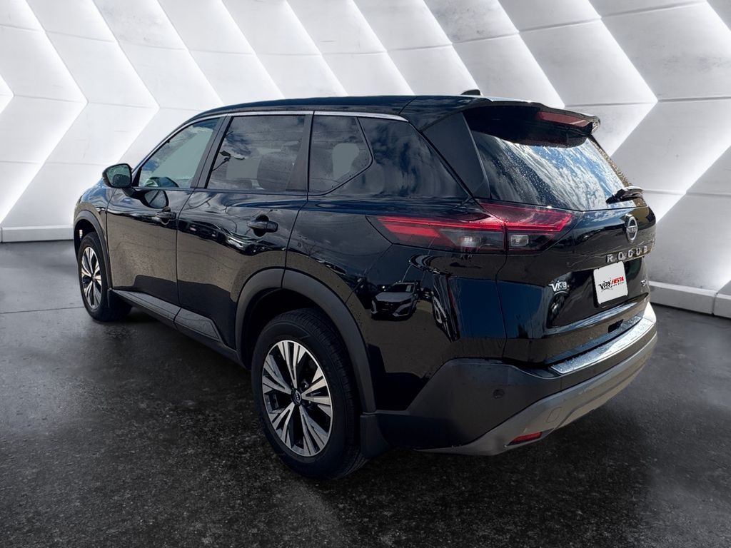 2022 Nissan Rogue SV photo 6