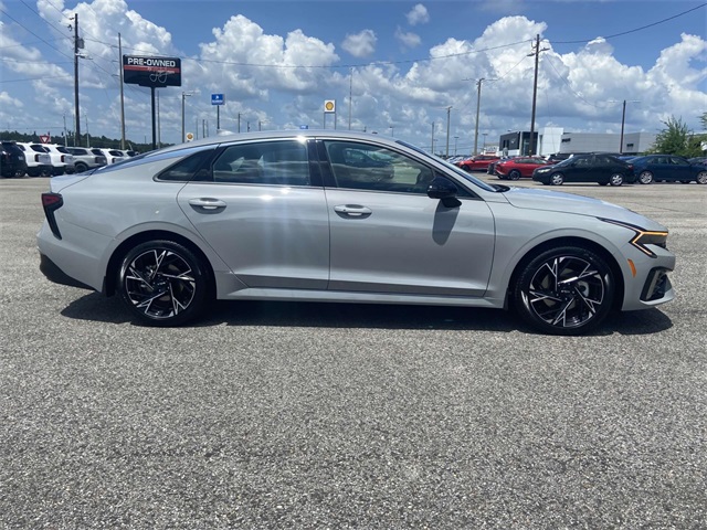 2025 Kia K5 GT-Line photo 2