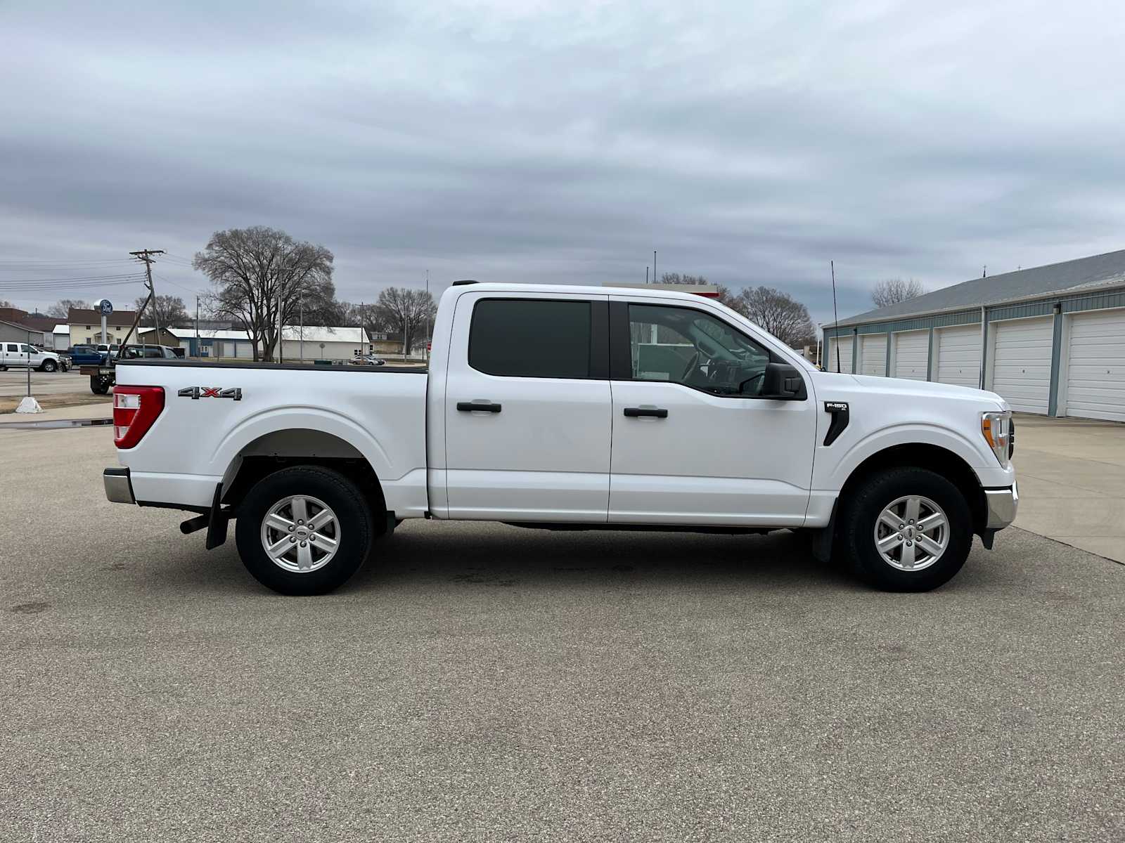 2022 Ford F-150 XL photo 7