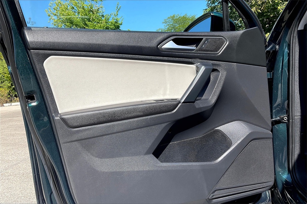 2019 Volkswagen Tiguan SE photo 20