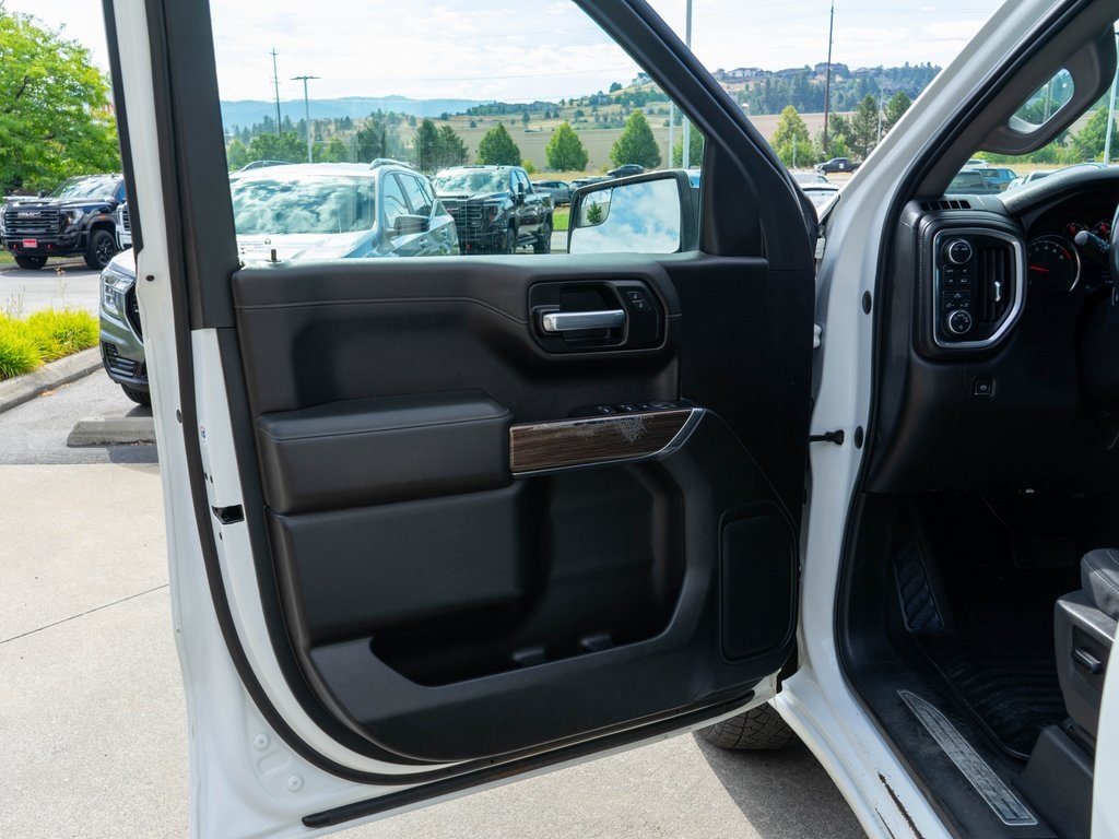 2020 Chevrolet Silverado 1500 LT photo 15