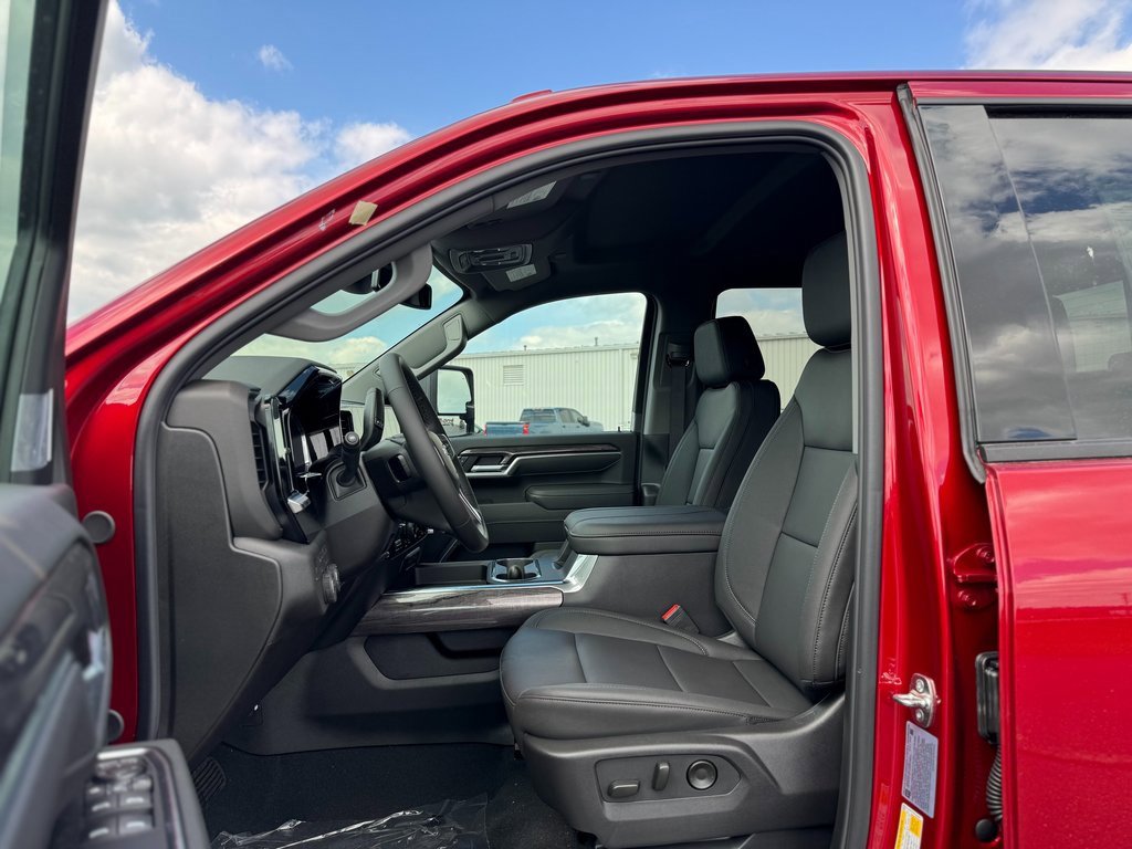 2026 Chevrolet Silverado 2500HD LTZ photo 10