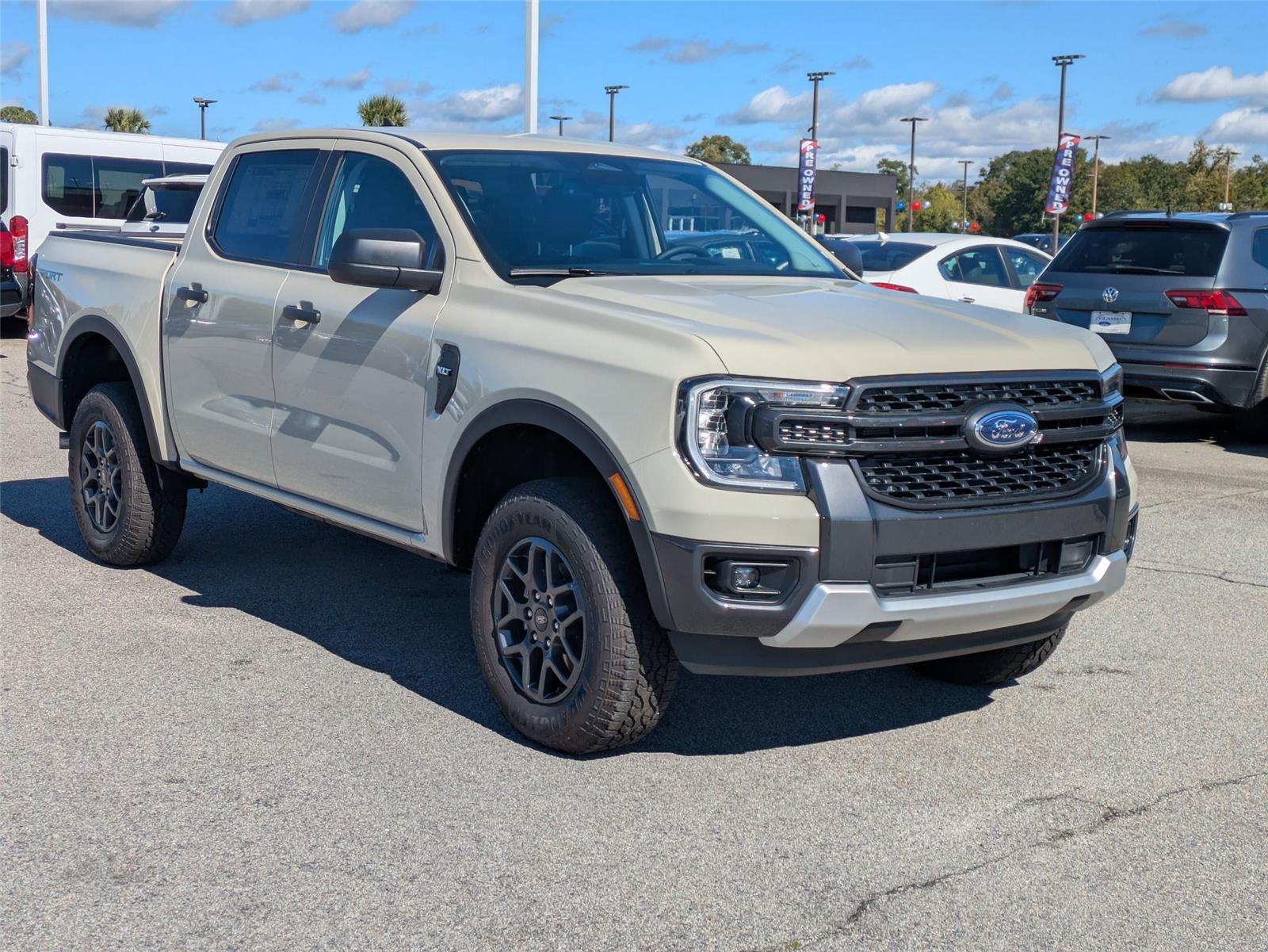 2025 Ford Ranger XLT photo 2