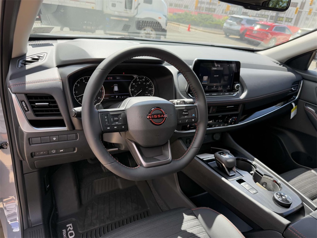 2026 Nissan Rogue SV photo 2