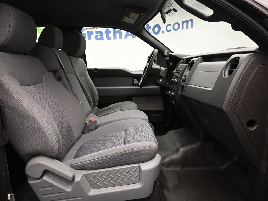 2013 Ford F-150 STX photo 5