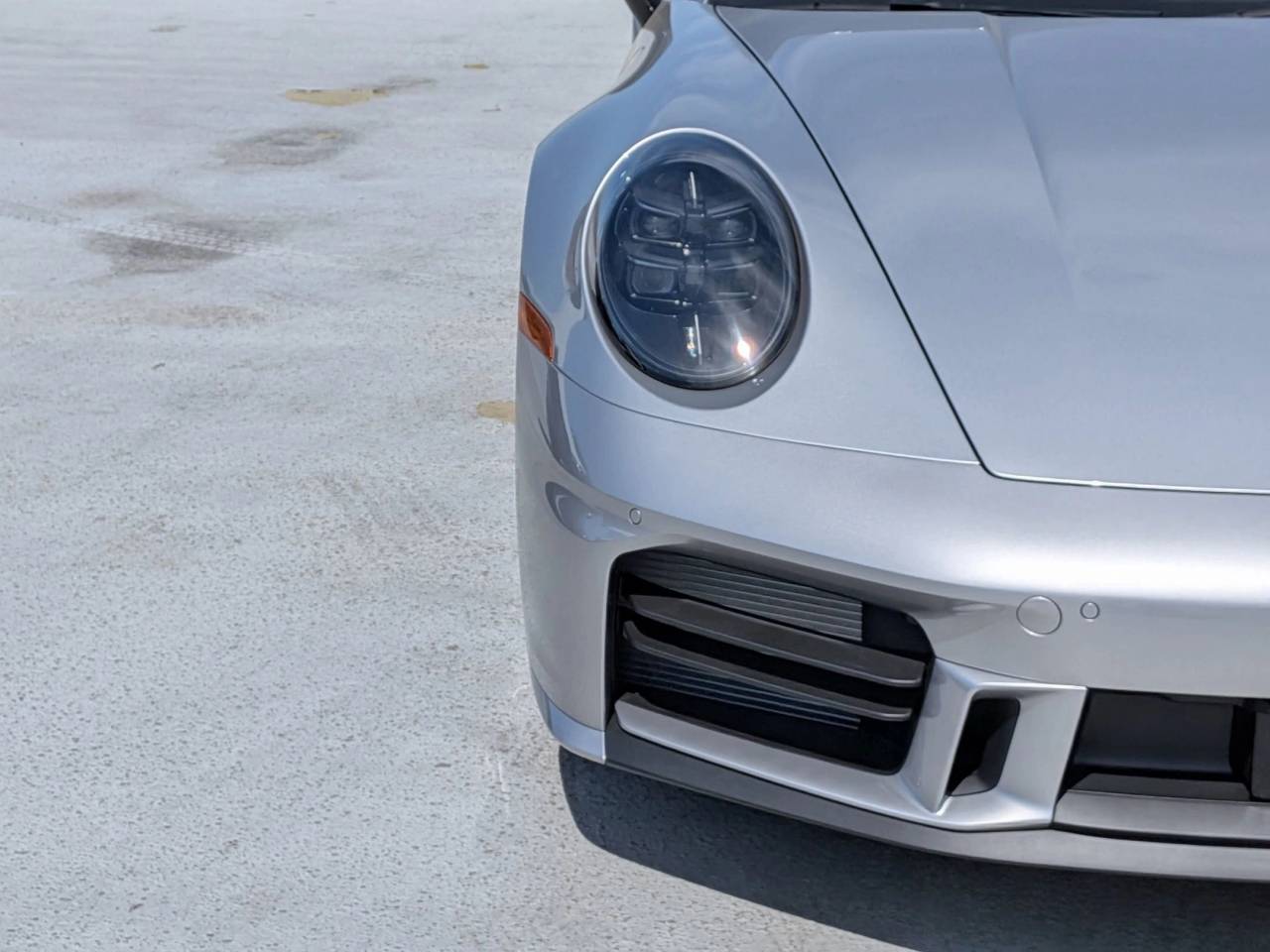 2025 Porsche 911 S photo 12