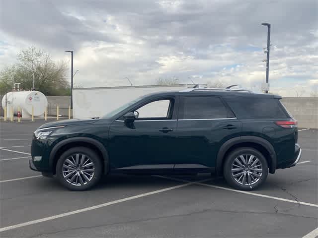2025 Nissan Pathfinder SL photo 2