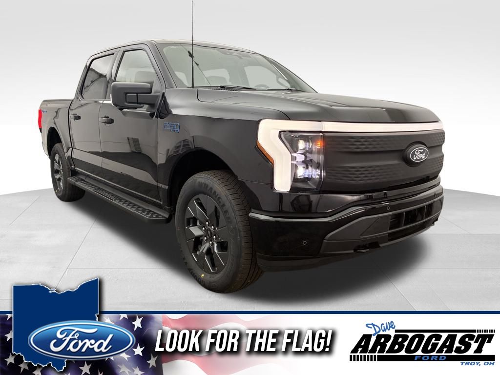 2025 Ford F-150 Lightning Flash's photo