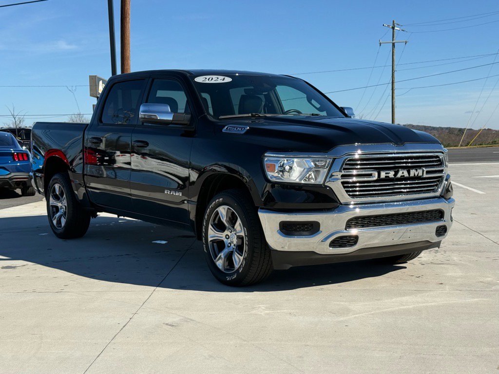 2024 Ram 1500 Laramie photo 2