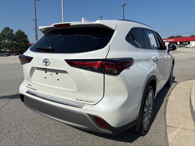 2024 Toyota Highlander Platinum photo 8
