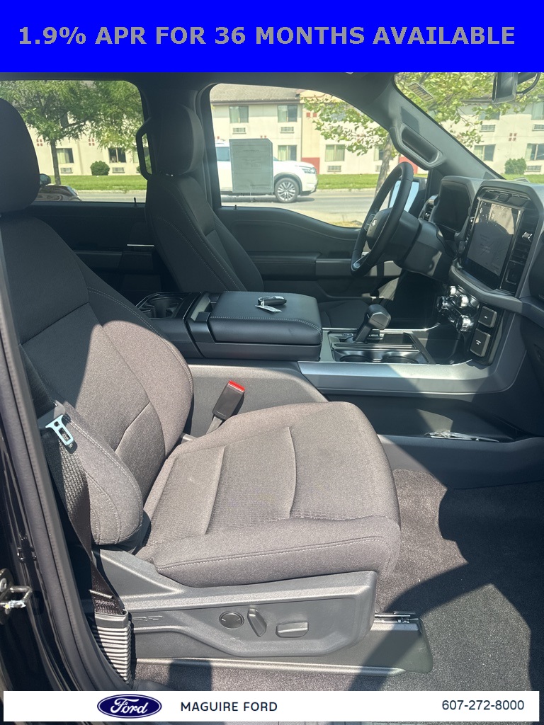 2025 Ford F-150 XLT photo 11