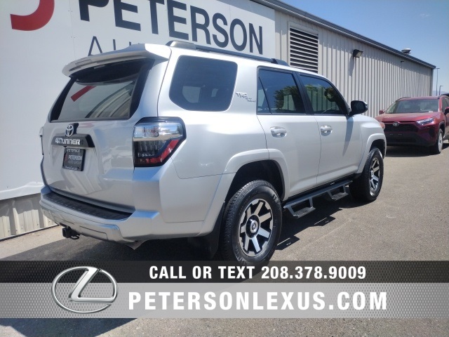 2021 Toyota 4Runner TRD Off-Road Premium photo 4
