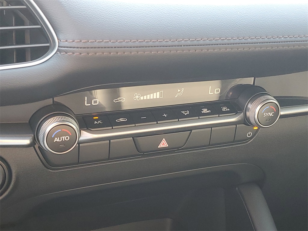2025 Mazda Mazda3 Hatchback 2.5 Select Sport photo 20