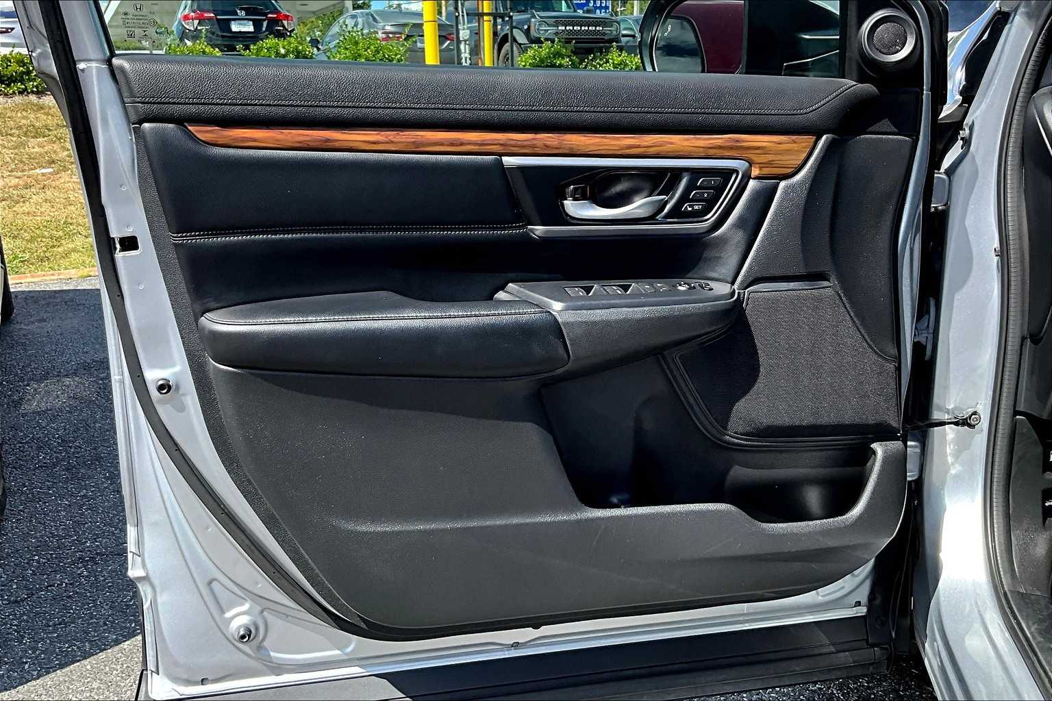 2022 Honda CR-V EX-L photo 19