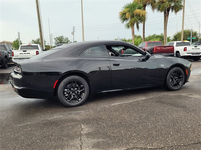 2025 Dodge Charger R/T photo 4