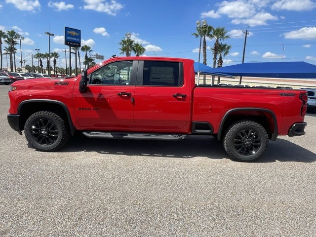 2026 Chevrolet Silverado 2500HD LT photo 4