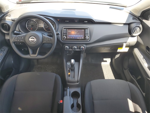 2025 Nissan Kicks Play S photo 14