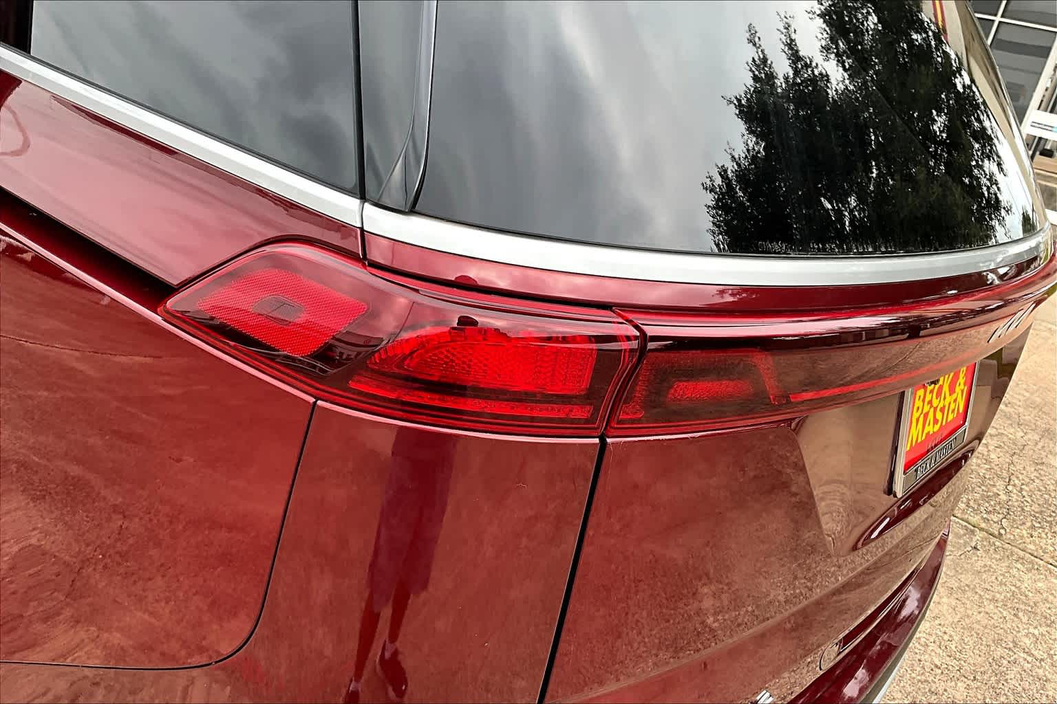2022 Kia Carnival EX photo 25