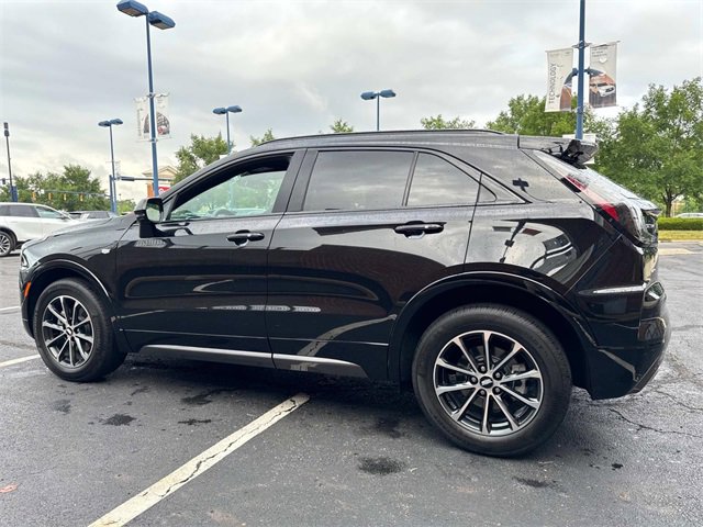 2025 Cadillac XT4 Sport photo 4