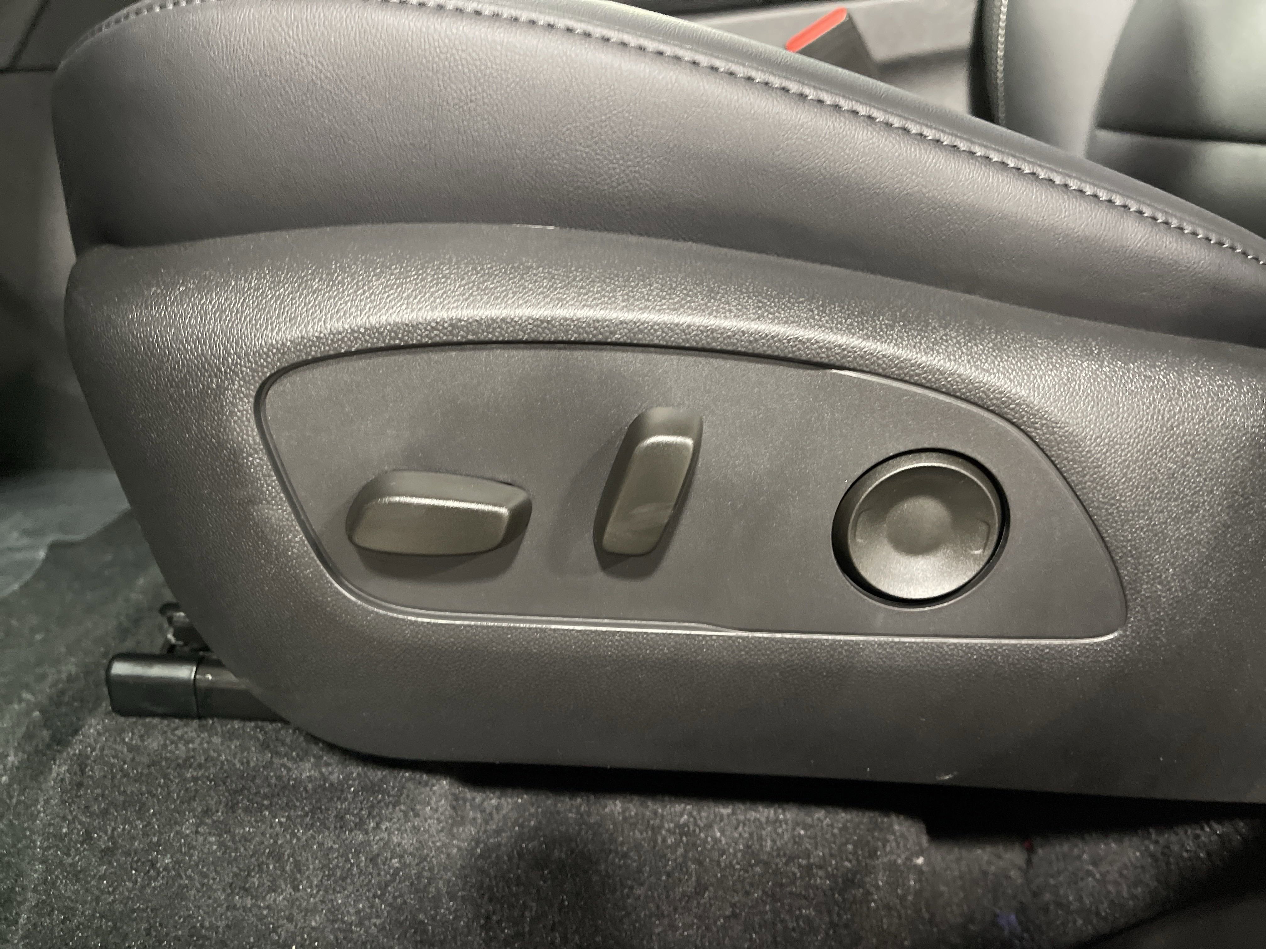 2026 Gmc Acadia Elevation photo 4