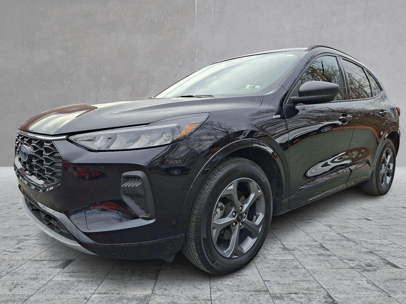 2023 Ford Escape ST-Line photo 3