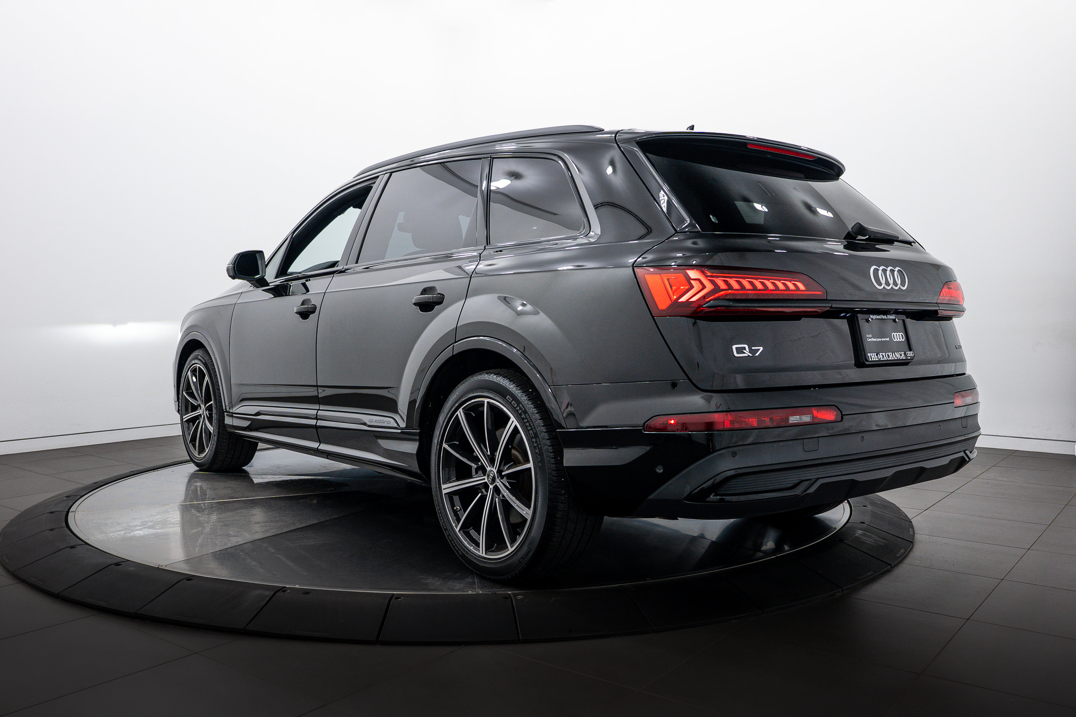 2023 Audi Q7 Prestige photo 3