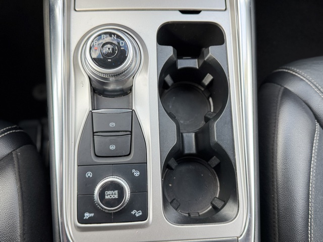 2020 Ford Explorer ST photo 17