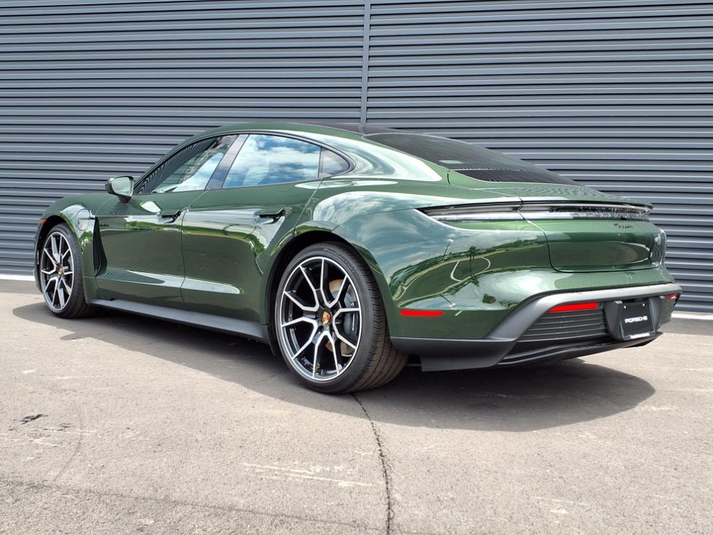 2025 Porsche Taycan 4 photo 3