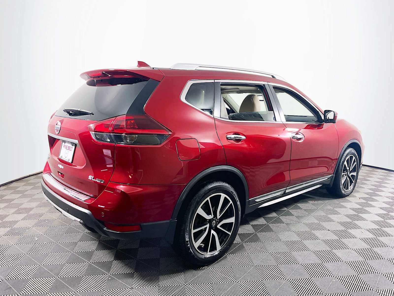 2019 Nissan Rogue SL photo 4
