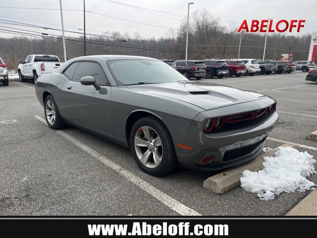 2019 Dodge Challenger SXT's photo