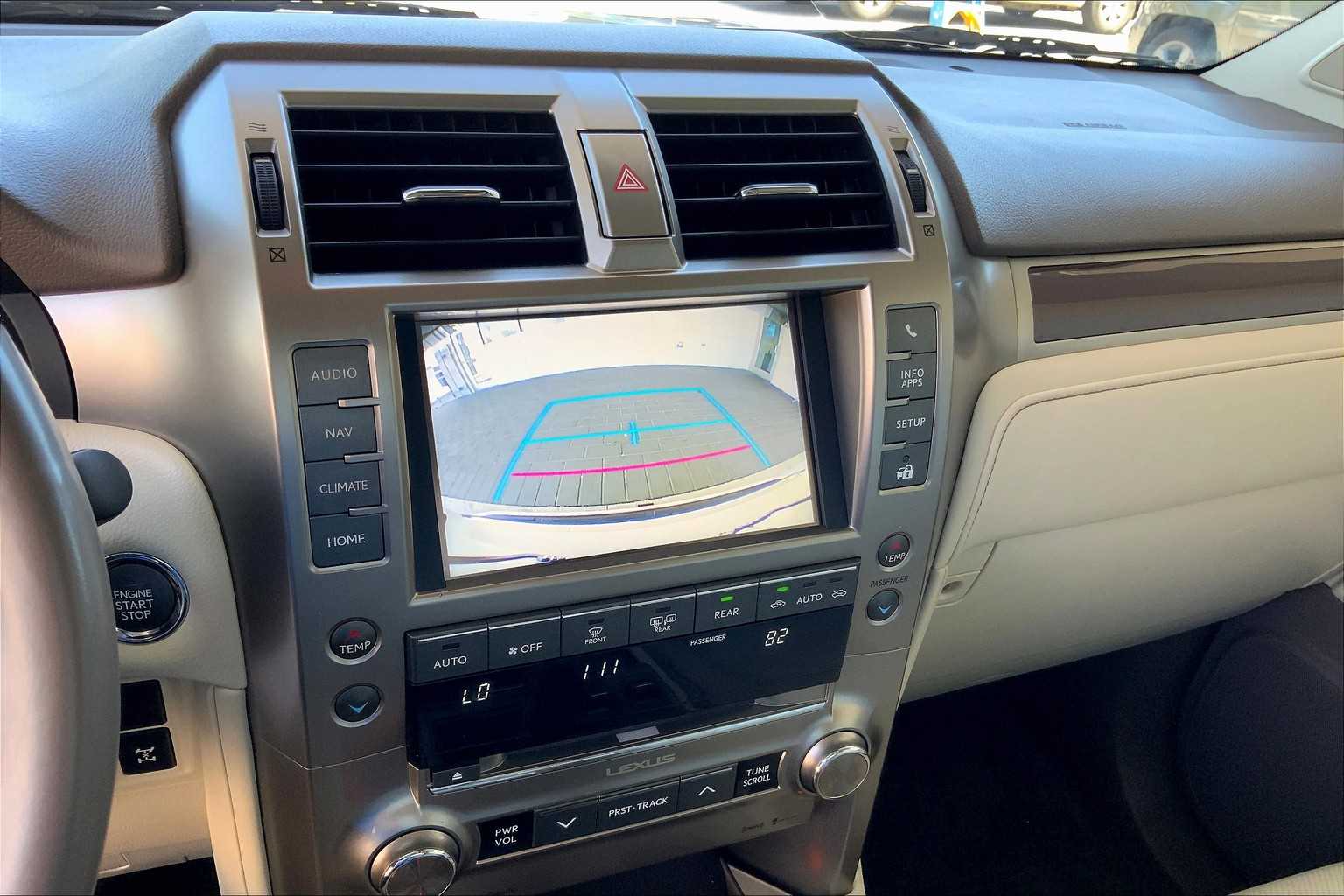 2019 Lexus GX 460 Premium photo 26