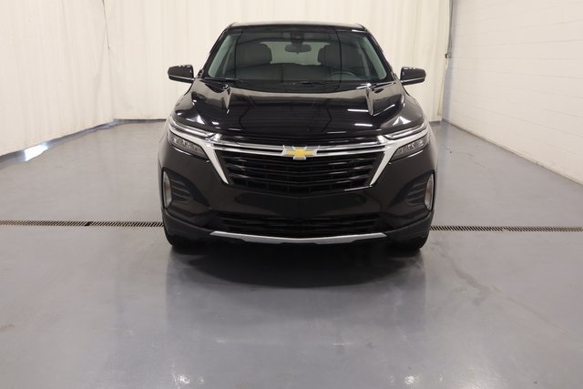 2024 Chevrolet Equinox LT photo 2