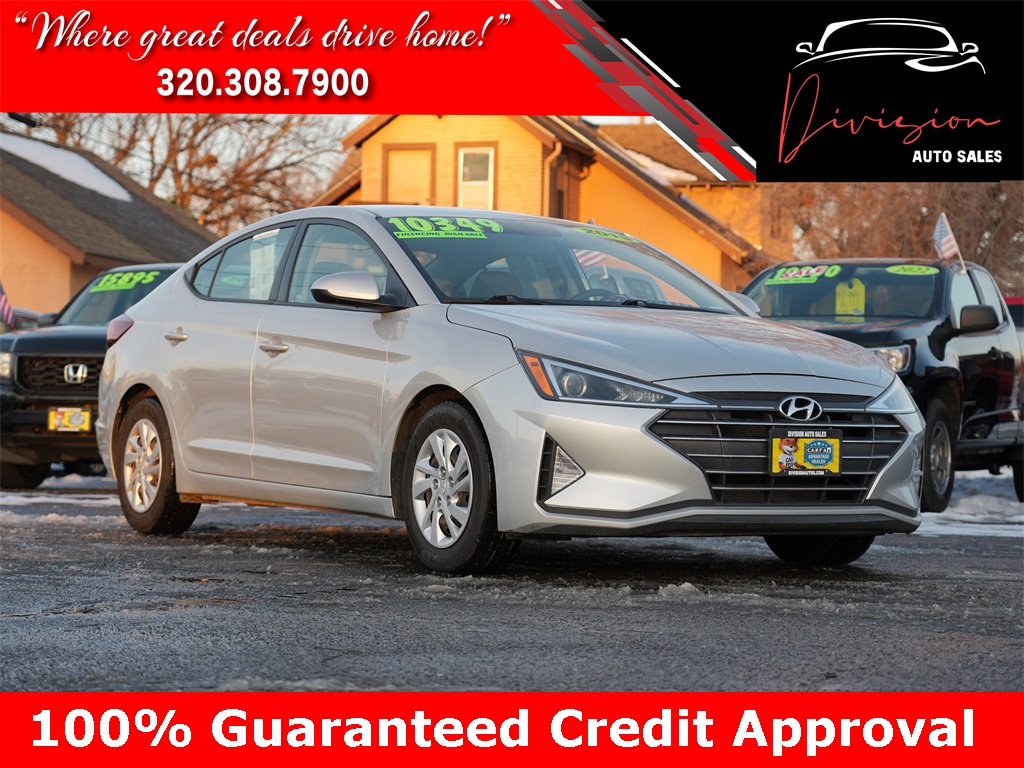 2019 Hyundai Elantra Base's photo