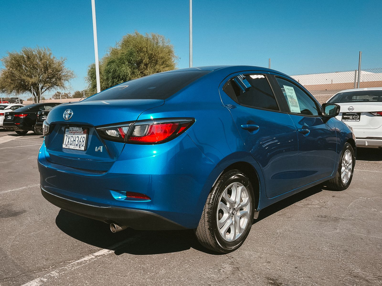 2017 Toyota Yaris iA Base photo 3