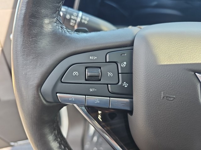 2022 Cadillac Escalade Premium Luxury photo 18