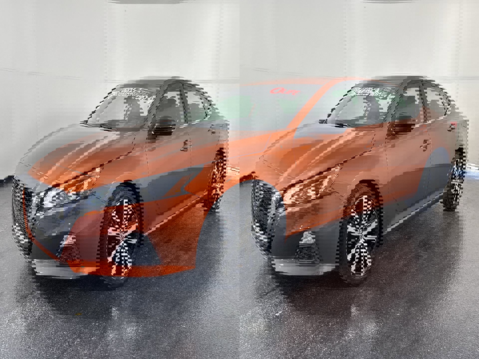 2020 Nissan Altima 2.5 SR photo 4