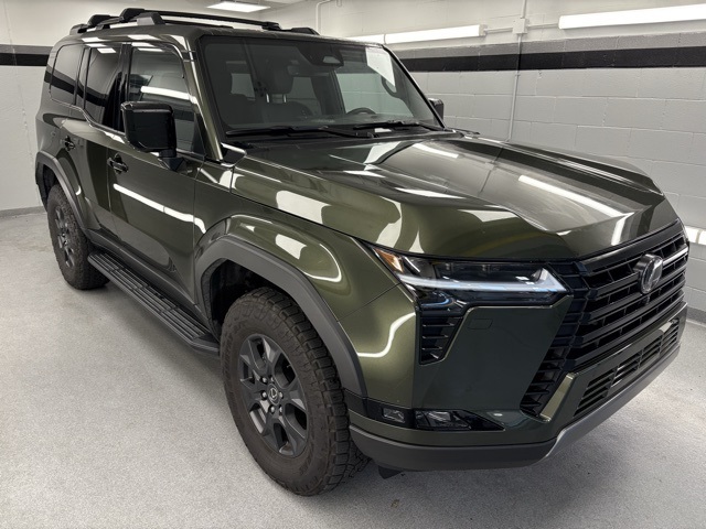 2024 Lexus GX 550 Overtrail photo 3