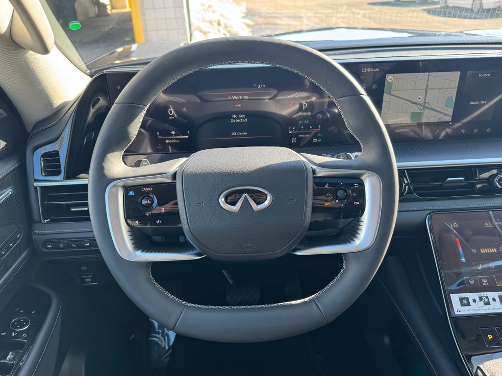 2025 Infiniti QX80 Luxe photo 10