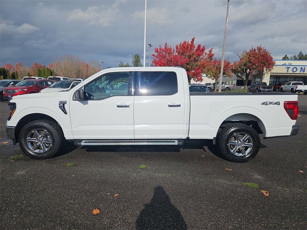 2024 Ford F-150 XLT photo 2