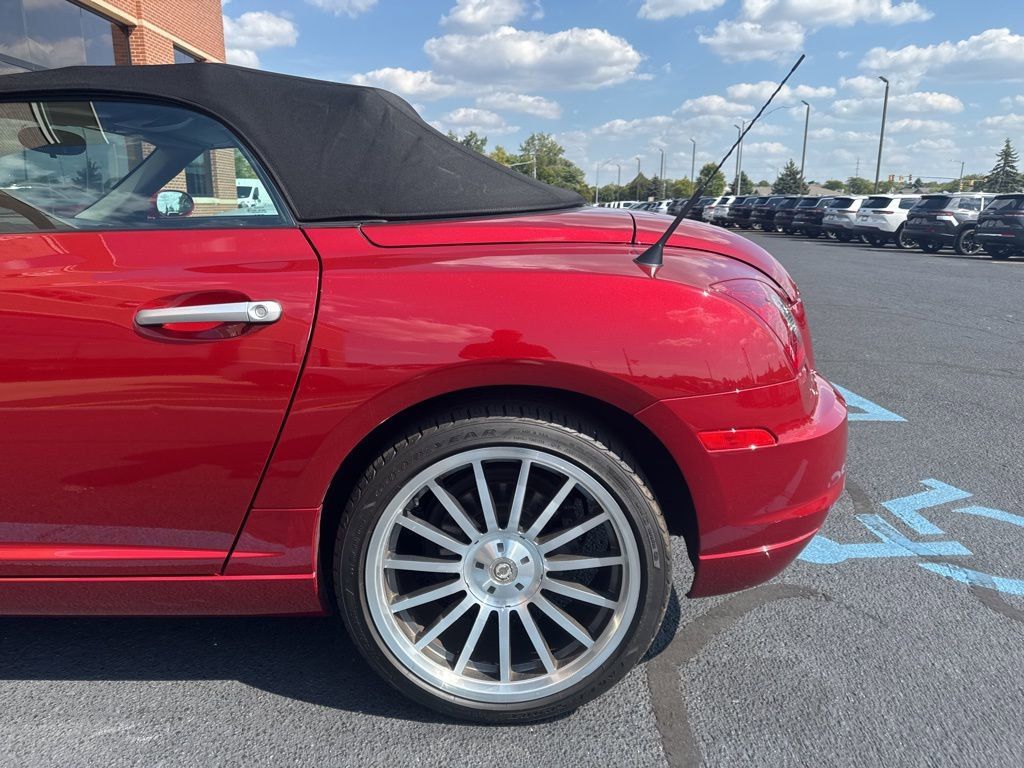 2006 Chrysler Crossfire Base photo 8
