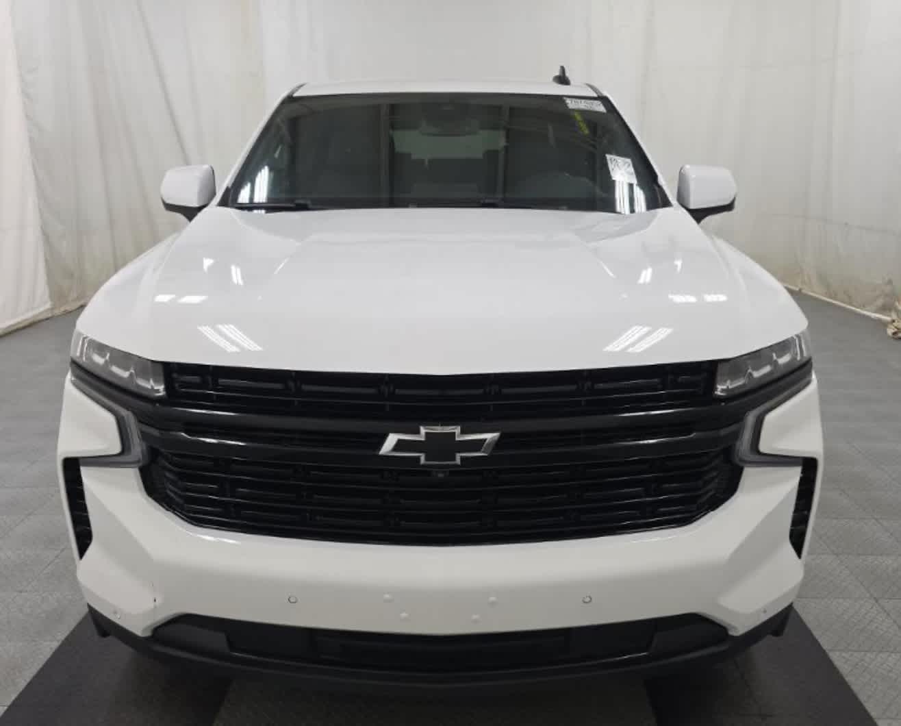 2023 Chevrolet Tahoe RST photo 2
