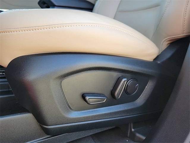 2022 Ford Explorer XLT photo 20