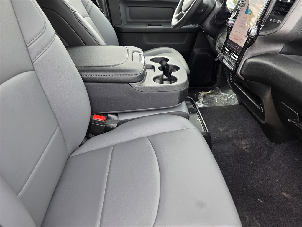 2026 Ram 3500 Tradesman photo 11