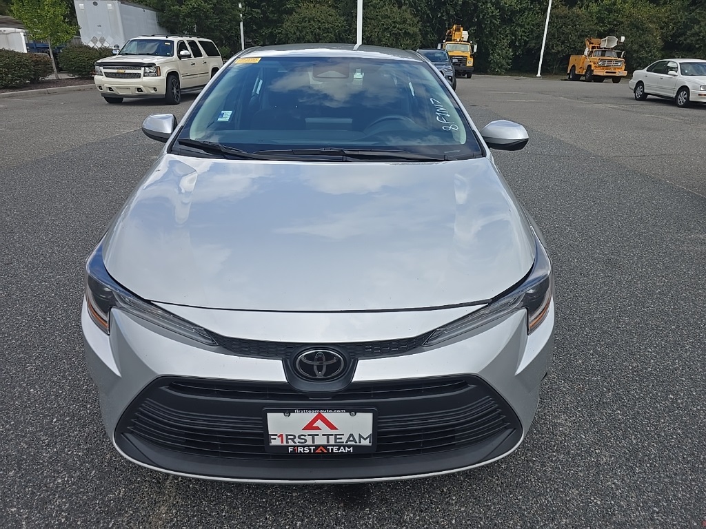 Used 2023 Toyota Corolla LE with VIN 5YFB4MDE9PP049286 for sale in Northfield, Minnesota