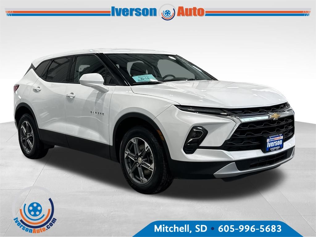 2025 Chevrolet Blazer 2LT's photo