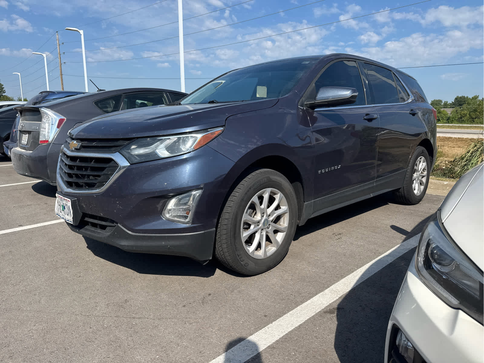 Used 2018 Chevrolet Equinox LT with VIN 3GNAXSEV5JS526139 for sale in Kansas City